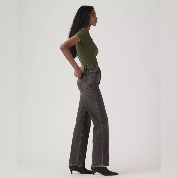 Levi’s Ribcage Straight - full length - Picture 3 of 13